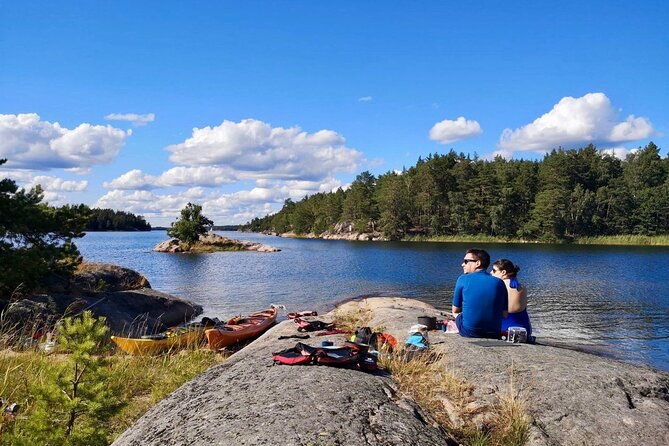 kayak-tour-in-the-stockholm-archipelago-with-lunch-meal