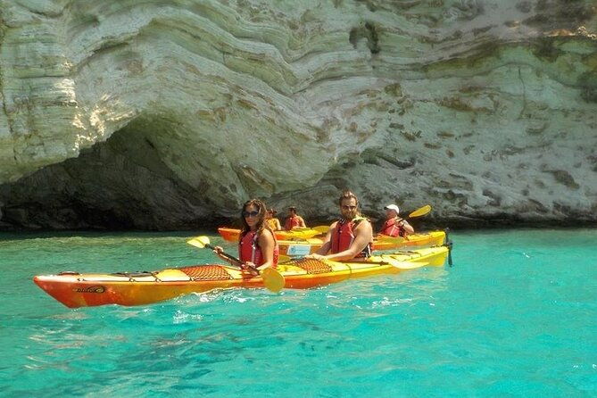 kayak-trip-to-hidden-blue-cave-with-lunch-fruits