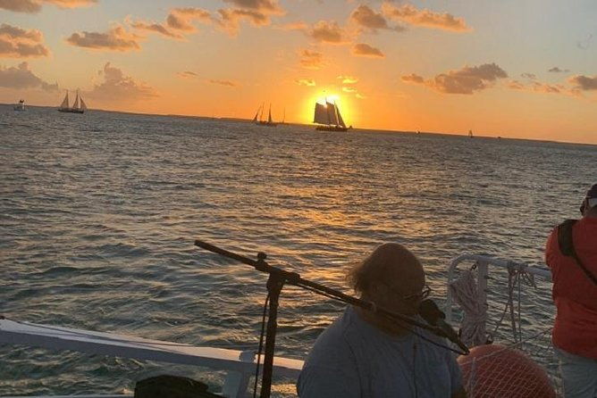 key-west-sunset-sail-with-live-music-drinks-and-appetizers