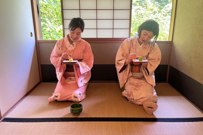 kimono-tea-ceremony-experience-in-kamakura