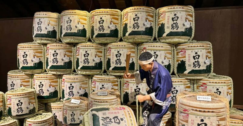 kobe-sake-brewery-tour-with-tasting-sake