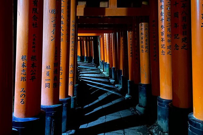 kyoto-fushimi-inari-night-walking-tour-3