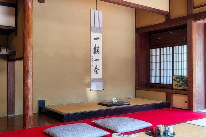 kyoto-kiyomizu-tea-ceremony-with-scenic-garden-views