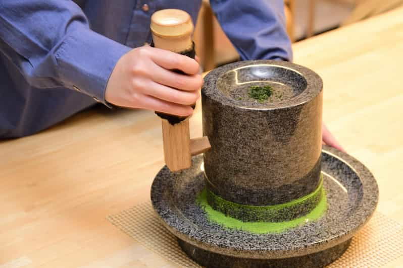 kyoto-tea-museum-tickets-and-matcha-grinding-experience