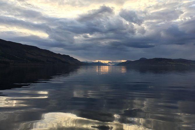 loch-ness-1-hour-cruise-with-urquhart-castle-views
