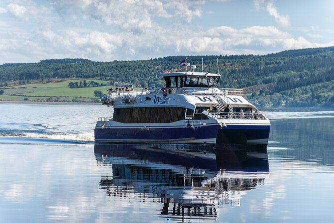 loch-ness-cruise-and-urquhart-castle-visit-from-inverness