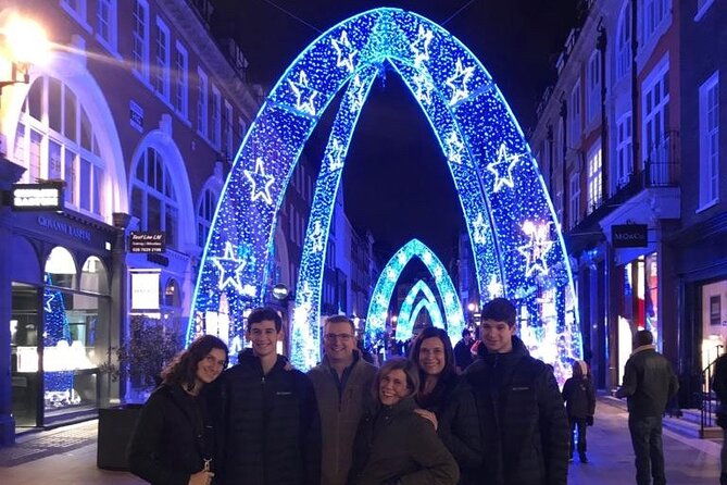 london-christmas-lights-private-tour-by-traditional-black-cab