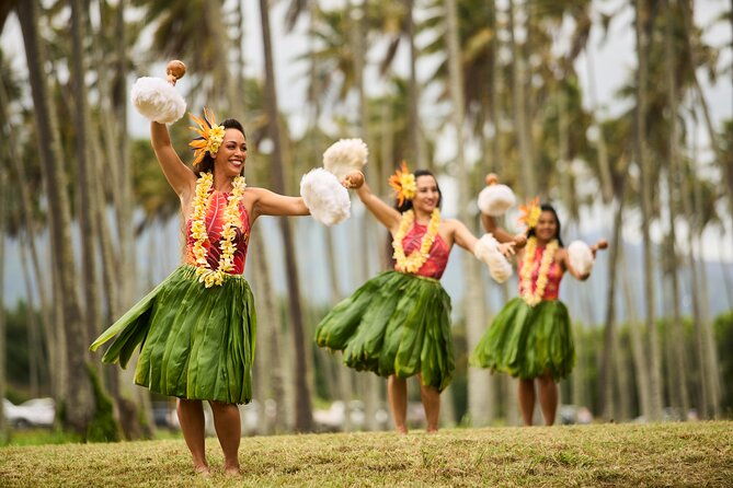 luau-ka-hikina-admission-ticket-with-dinner-and-lei-greeting