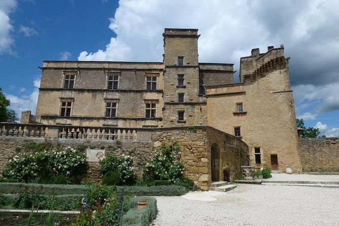 luberon-market-villages-day-trip-from-aix-en-provence
