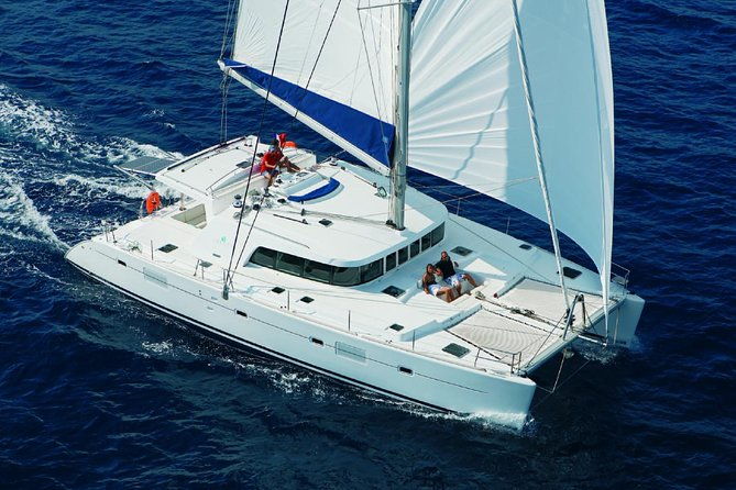 luxury-hawaiian-sea-turtle-dolphin-sail-and-kona-snorkel