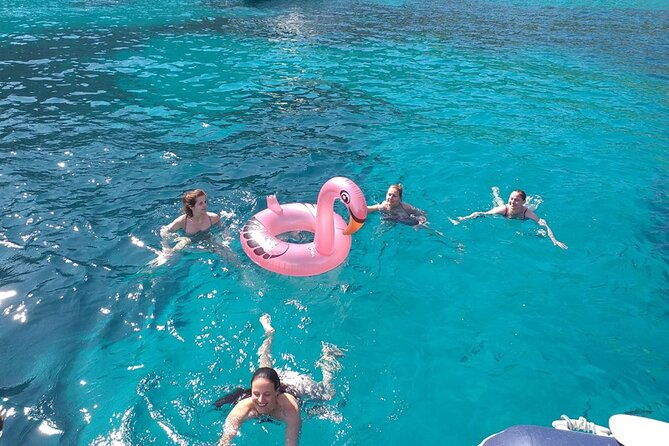 mallorca-catamaran-small-group-cruise-with-tapas-4-hours