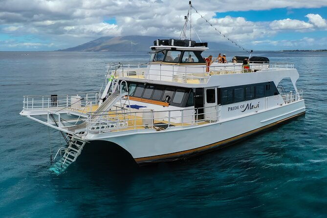 maui-snorkeling-molokini-crater-and-turtle-town