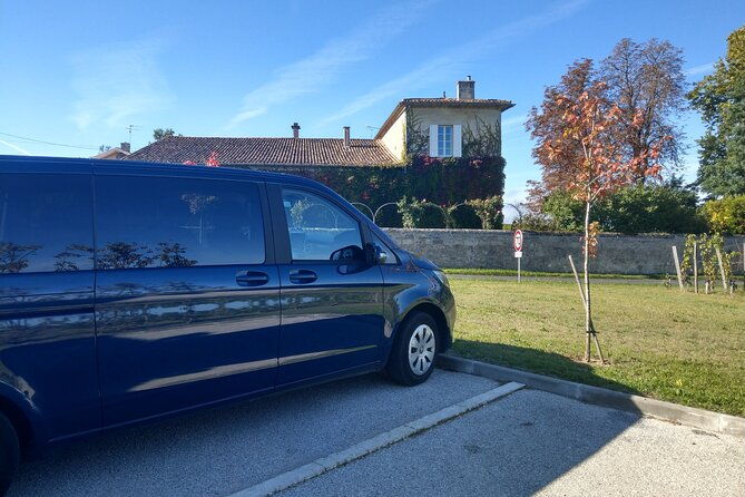 medoc-region-wine-day-trip-with-vineyard-visits-tastings-from-bordeaux