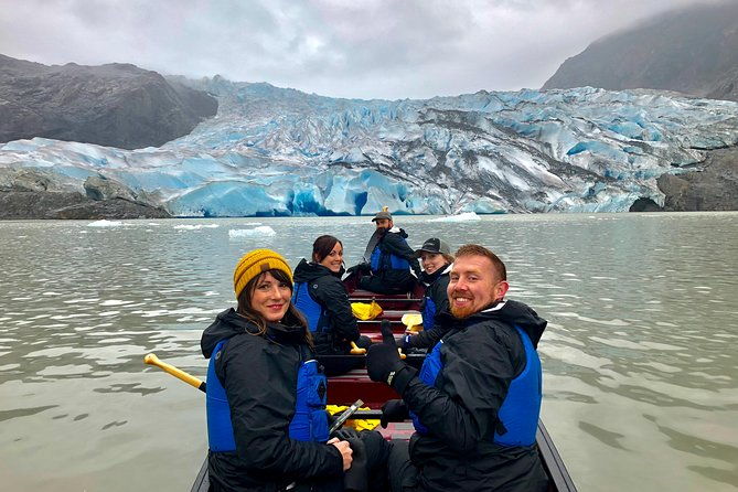 mendenhall-glacier-lake-canoe-tour
