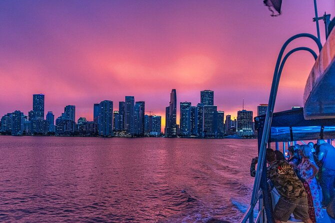 miami-sunset-and-city-lights-cocktail-cruise