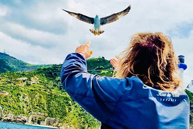 morning-boat-tour-to-cinque-terre-with-breakfast-and-brunch