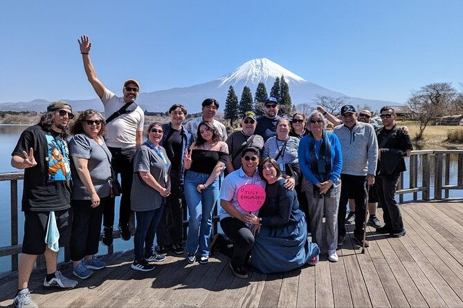 mt-fuji-area-tour-from-shimizu-port-small-bus