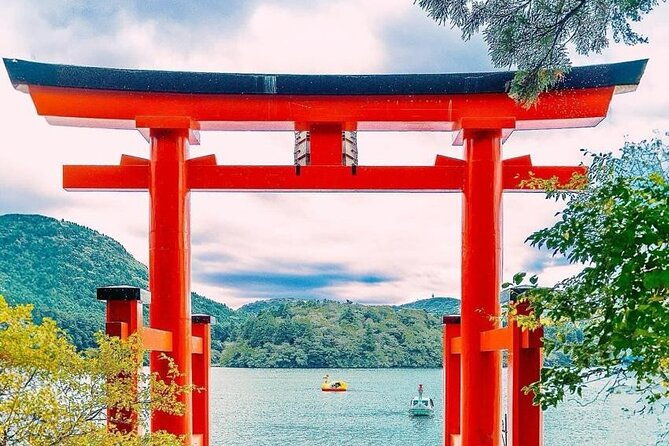 mt-fuji-hakone-cherry-blossom-private-one-day-tour