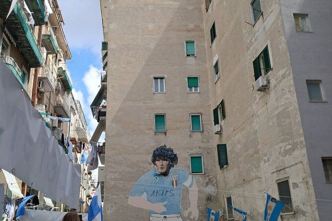 naples-historic-center-private-tour-with-pizza-lunch