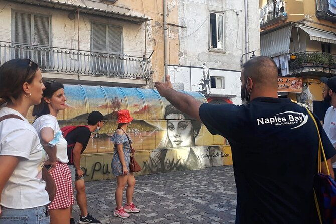 naples-historical-and-street-art-walking-tour