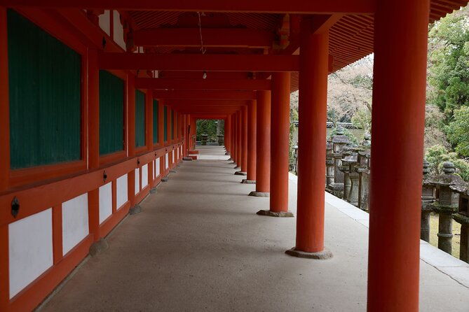 nara-1-5-hour-private-kasuga-taisha-shrine-tour-world-heritage