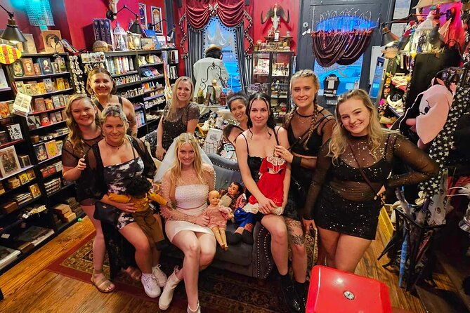 new-orleans-lewd-spirits-haunted-tour-with-bar-stops