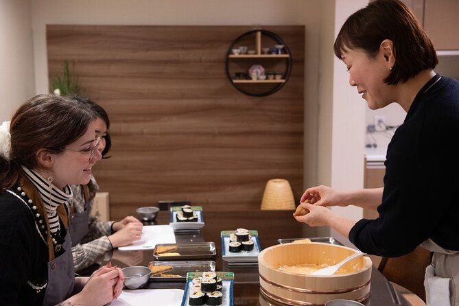 nishiki-market-stroll-and-kyomachiya-cooking-experience