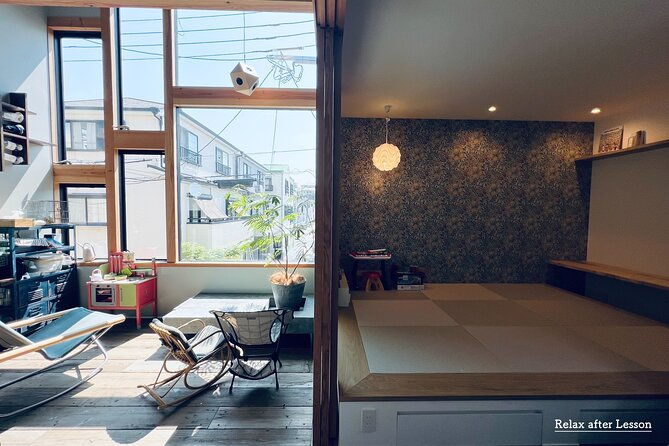 nishinomiya-private-sushi-making-class-sake-lesson