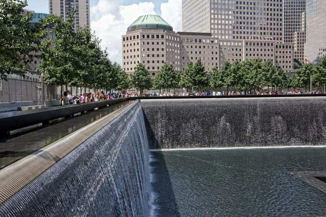 nyc-city-tour-statue-of-liberty-9-11-memorial-wall-street