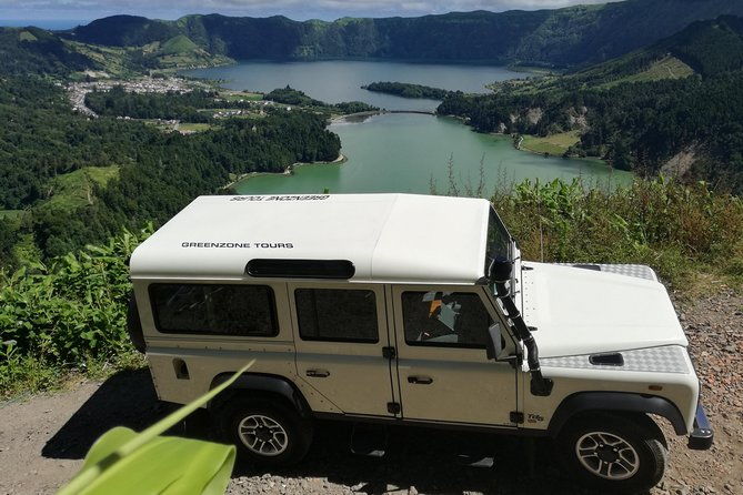off-the-beaten-track-half-day-sete-cidades-jeep-tour