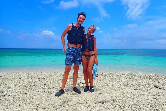 okinawa-iriomote-sup-or-canoe-and-barasu-island-snorkeling-tour