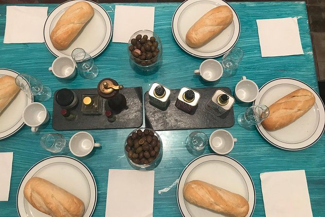 olive-oil-tasting-breakfast-tour-in-cordoba