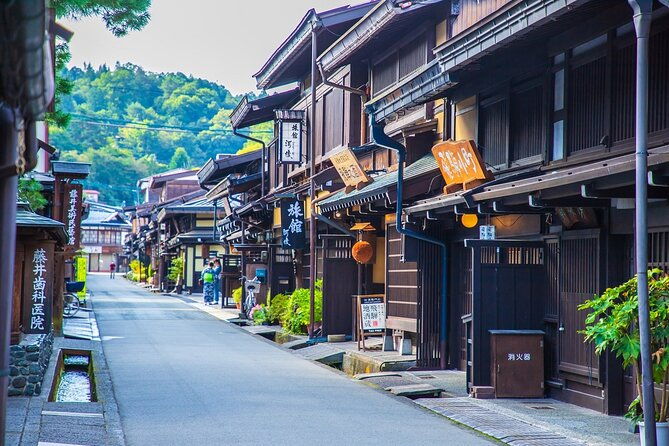 one-way-bus-from-kawaguchiko-to-takayama