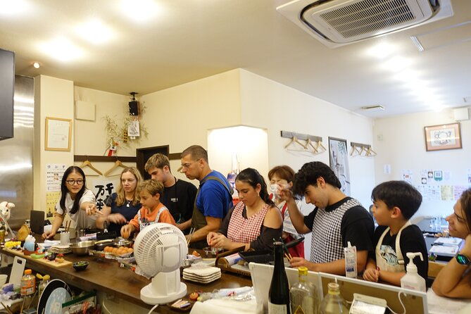 osaka-japanese-cooking-and-matcha-class-near-osaka-castle