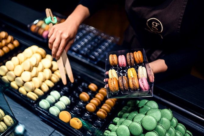 paris-chocolate-and-pastry-tour-with-secret-food-tours