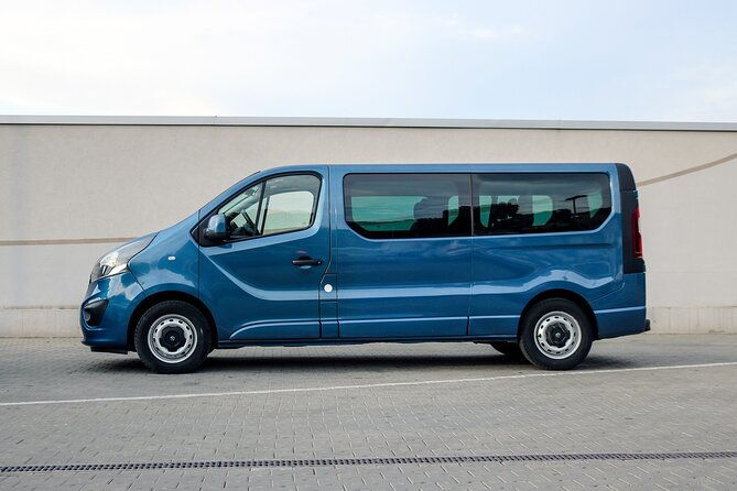 passenger-transport-to-or-from-the-airport-in-belgrade