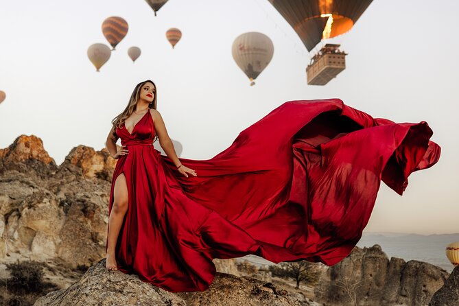 photoshoot-with-balloons-in-cappadocia