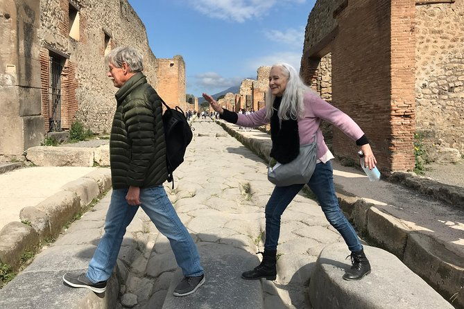 pompeii-guided-tour-horse-riding-on-vesuvius-with-lunch