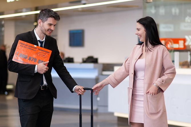 prague-airport-shared-arrival-transfer