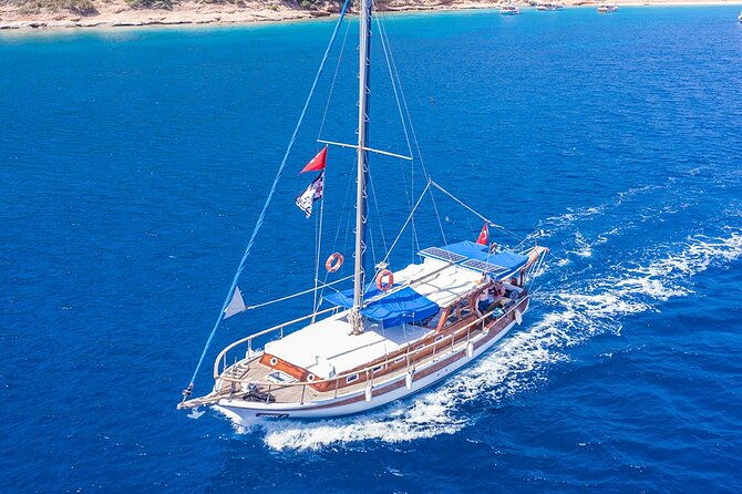 private-6-hour-boat-tour-with-lunch-in-bodrum-bays