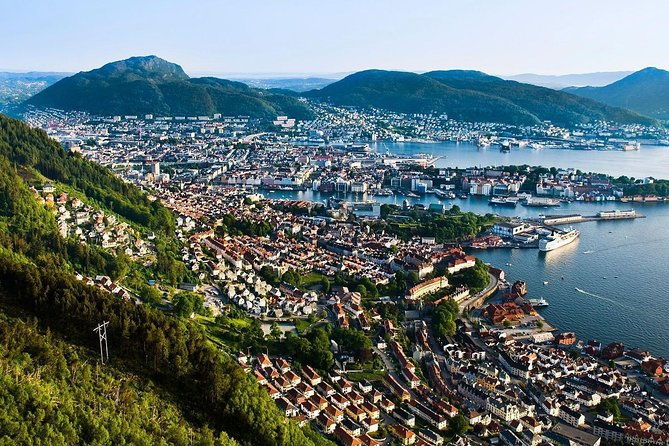 private-bergen-walking-tour-with-funicular