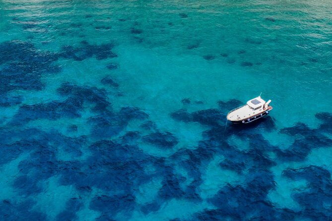 private-boat-tour-along-amalfi-coast