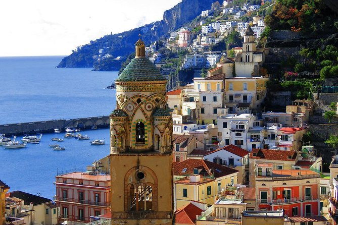 private-boat-tour-of-amalfi-coast-and-capri-by-jeanneau-leader