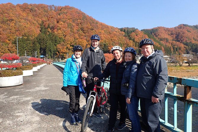 private-group-morning-cycling-tour-in-hida-furukawa