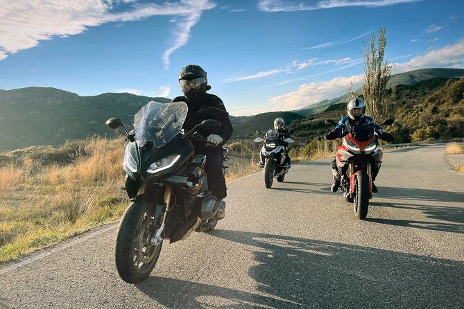 private-motorcycle-day-tour-to-fuji-and-hakone-onsen-and-nature