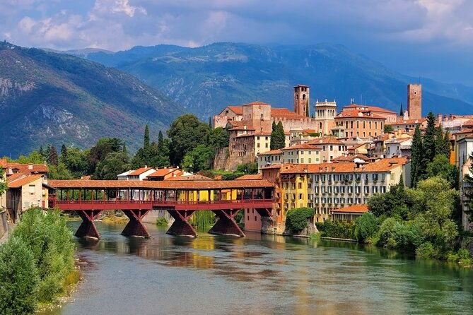 private-prosecco-wine-charming-villages-and-palladian-villa-day-tour