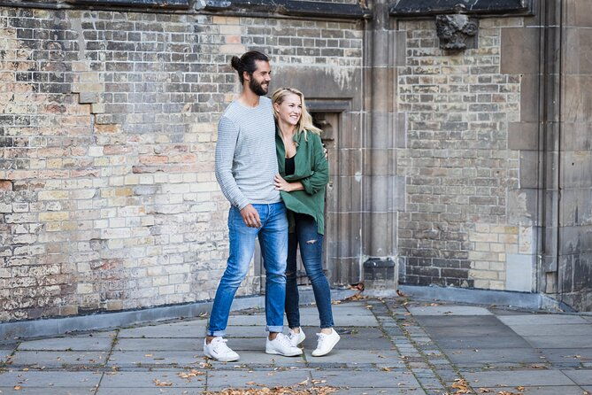 private-romantic-urban-street-photoshoot