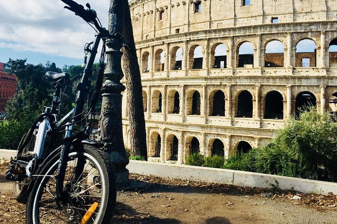 private-tour-in-rome-with-an-electric-bike-and-local-food
