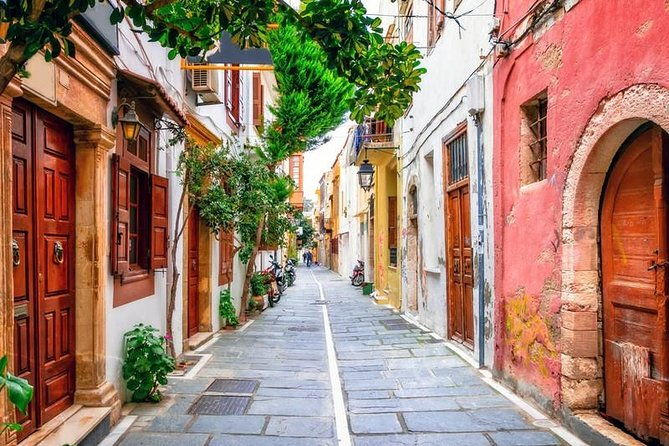 private-tour-rethymno-spili-preveli-kourtaliotiko-old-town