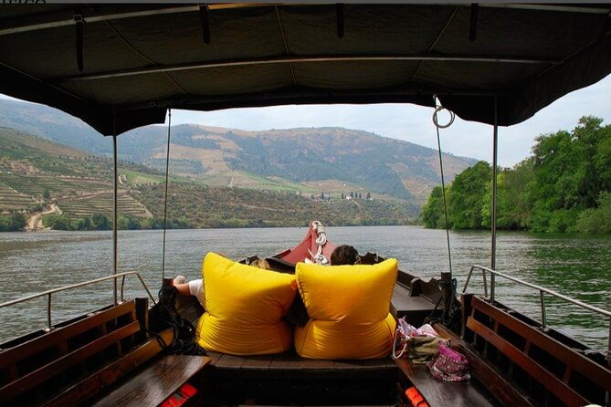 private-tour-with-3-wineries-and-viewpoint